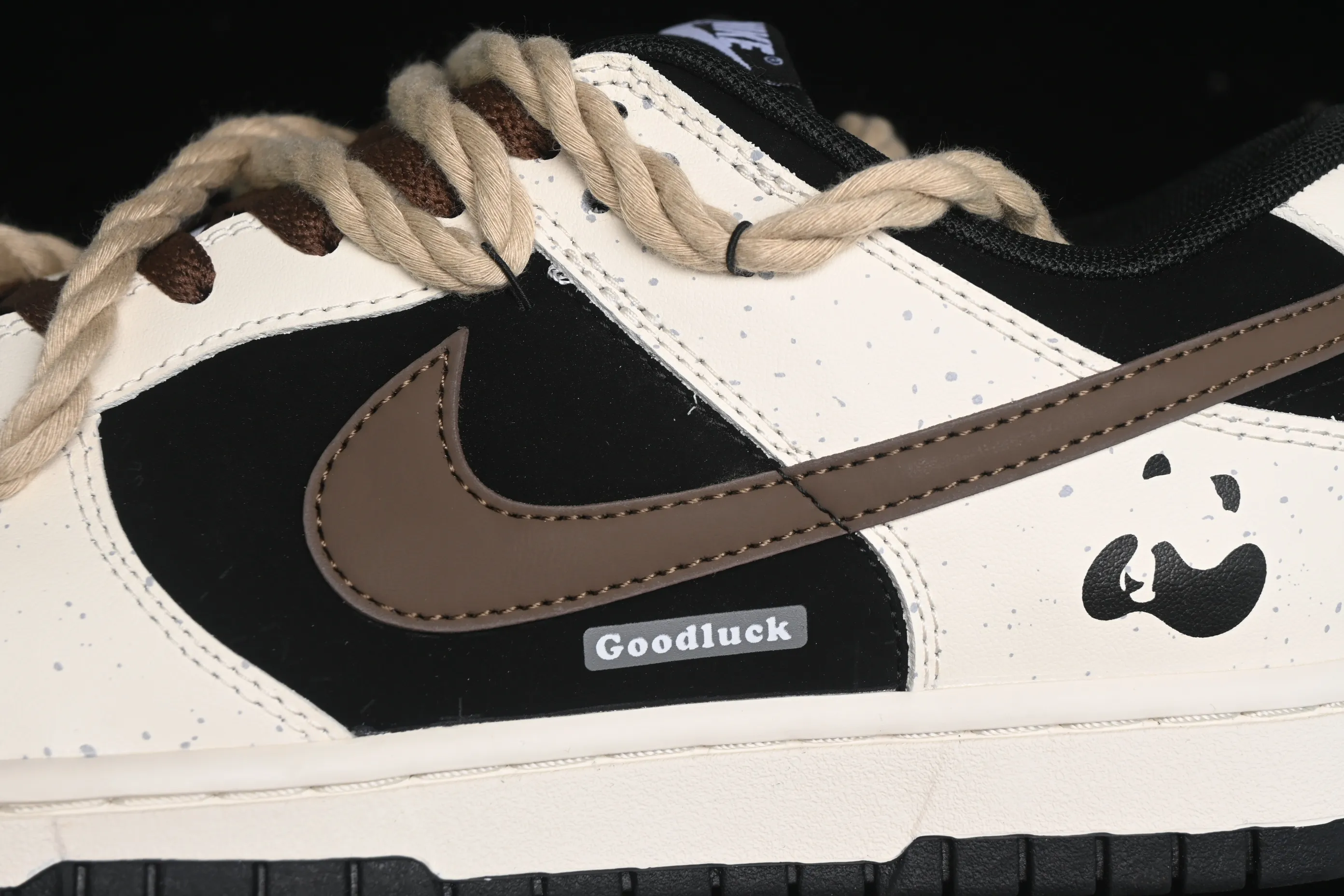 All categories Nk SB Dunk series Nk SB Dunk Low Low-top sneakers Nk Dunk Low TMS Little Red Panda Dopamine Mocha Chinese style splash-ink old deconstruction Low-top casual sneakers DD1391-100